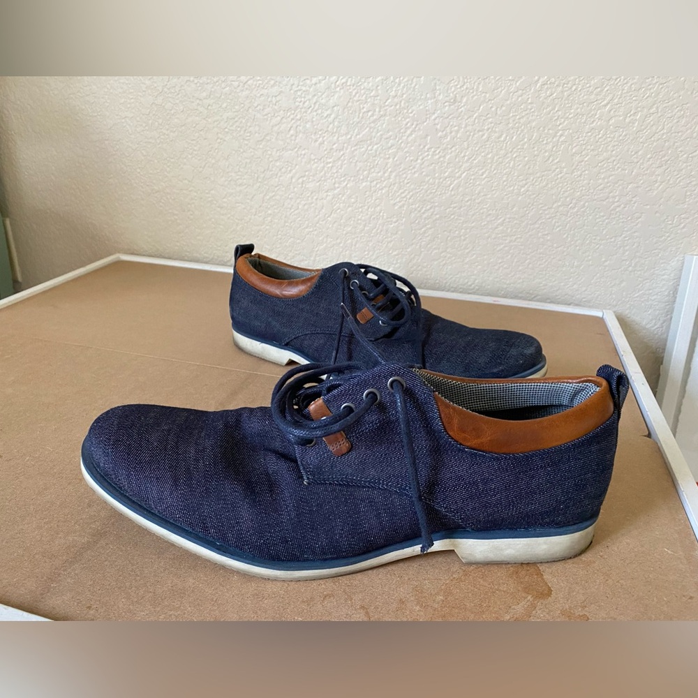 Men’s Size 13 Denim and Tan Oxfords